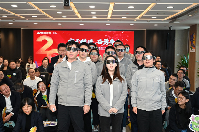 1763945271151069td3N.jpg DUG_0242-opq4140841835.jpg